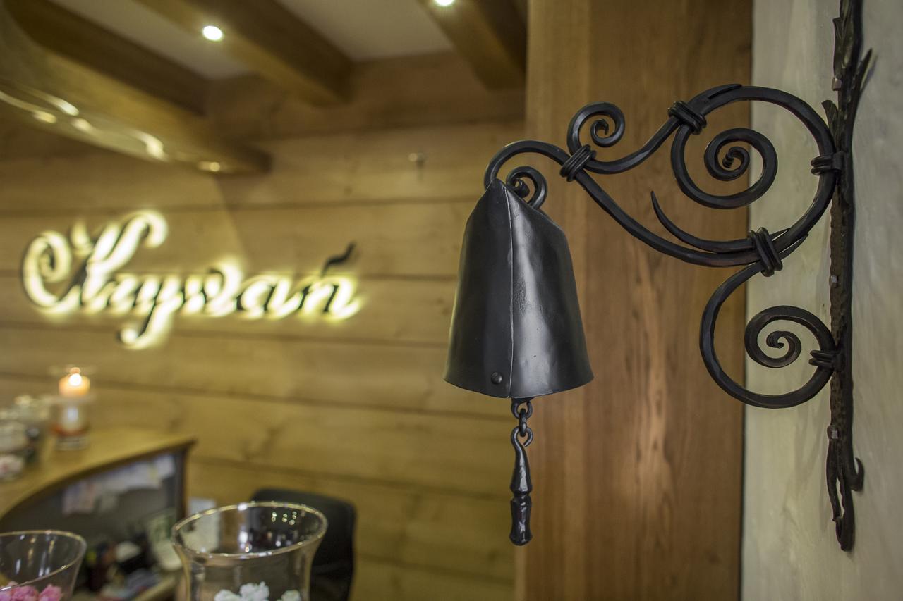 Krywan Bed & Breakfast Bialka Tatrzanska Exterior photo